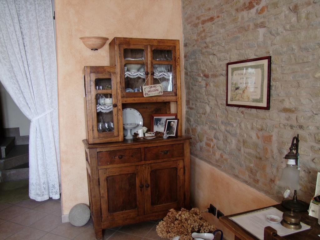 Casa Branzele Bed & Breakfast Trezzo Tinella Exterior foto