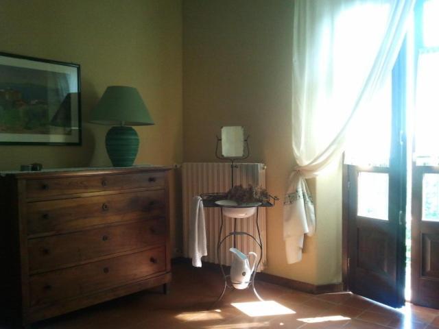 Casa Branzele Bed & Breakfast Trezzo Tinella Exterior foto