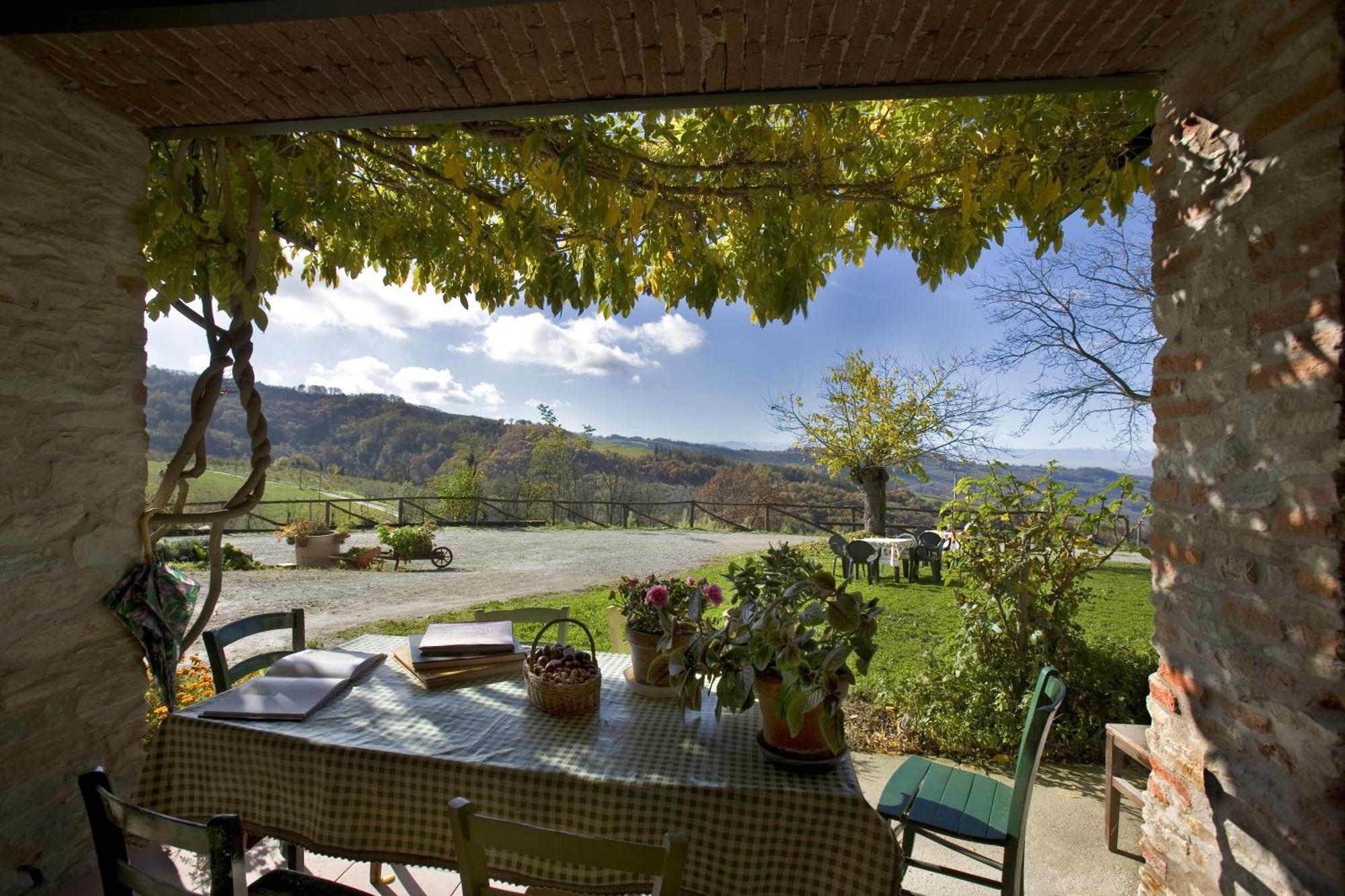 Casa Branzele Bed & Breakfast Trezzo Tinella Exterior foto